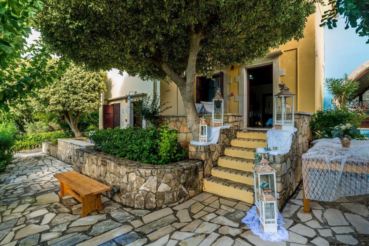 Aparthotel Iliopetra à Douliana Extérieur photo
