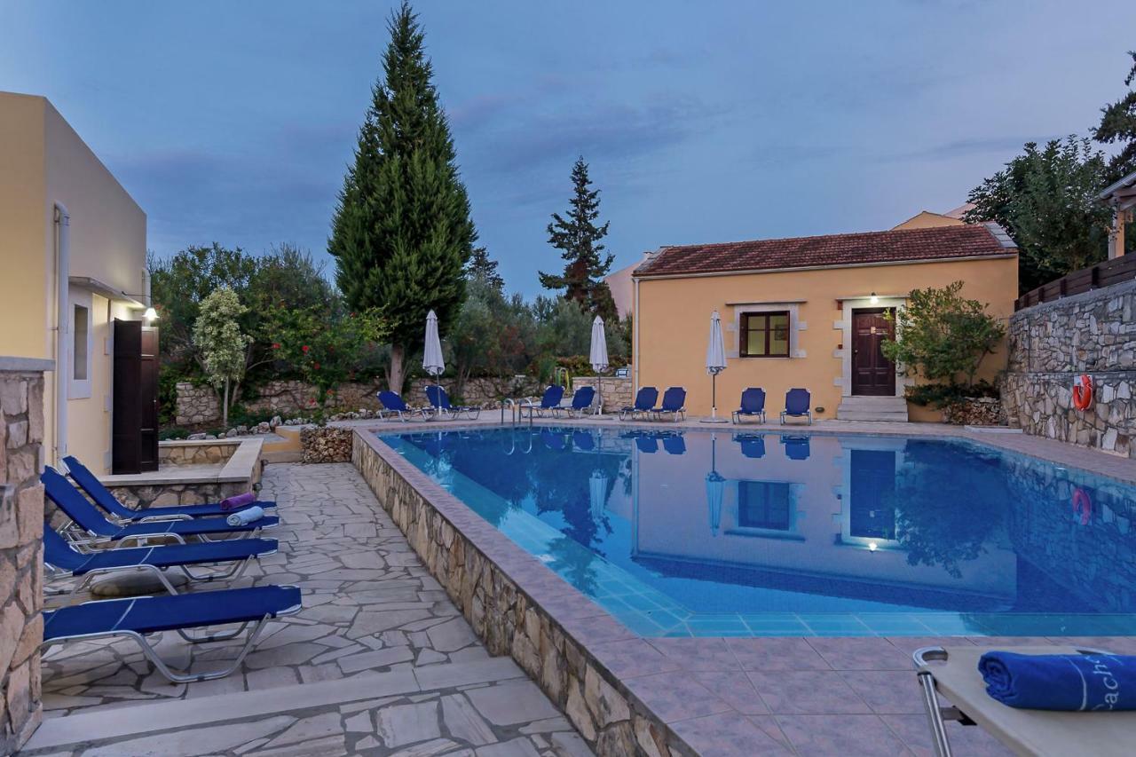 Aparthotel Iliopetra à Douliana Extérieur photo