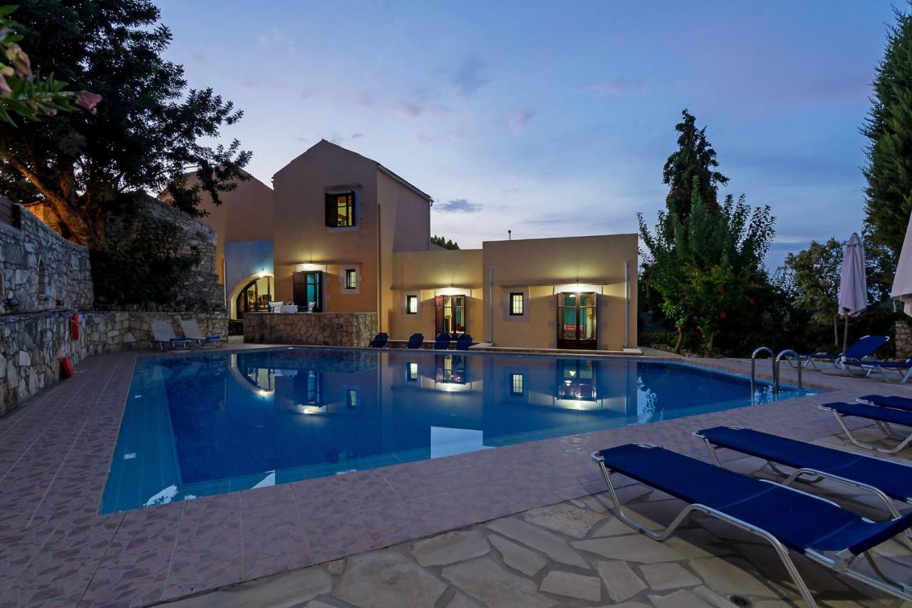 Aparthotel Iliopetra à Douliana Extérieur photo