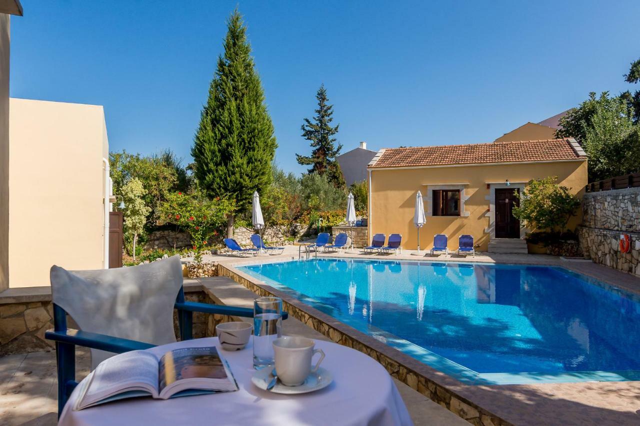 Aparthotel Iliopetra à Douliana Extérieur photo