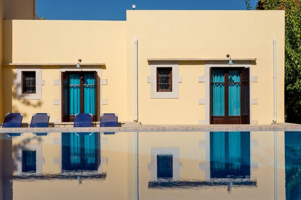 Aparthotel Iliopetra à Douliana Extérieur photo