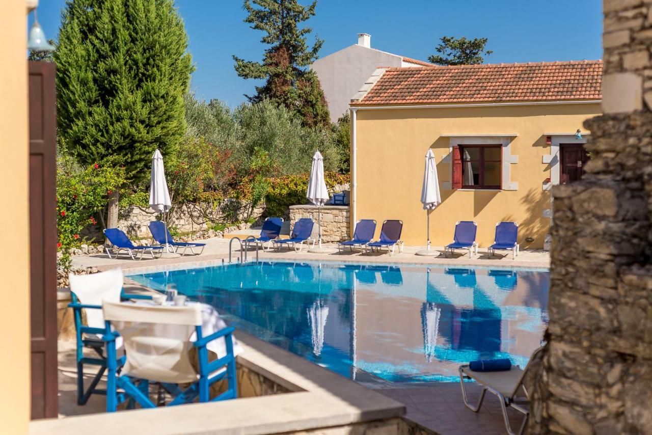 Aparthotel Iliopetra à Douliana Extérieur photo